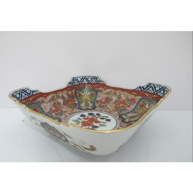 Japanese Arita Porcelain Imari Kisen Kiln Gold Gokunishiki 9 1/2" Lobed Rim Bowl For Sale In Portland, OR - Image 6 of 15