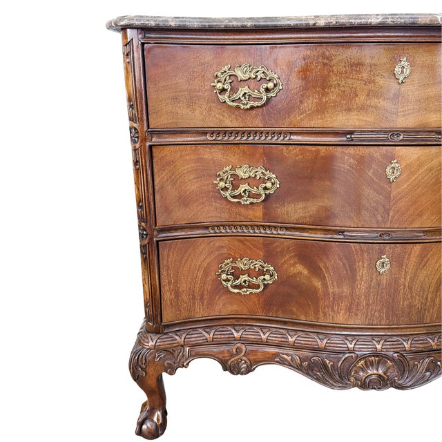 1980s Henredon Louis XV Style Serpentine Mahogany Commode With Marble Top & Ball and Claw Feet For Sale - Image 13 of 18