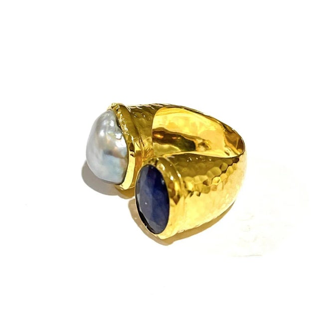 Bochic “Orient” Blue Sapphire & Pearl Vintage 2 Gem Ring Set 18K & Silver, Size 9.5 For Sale - Image 11 of 12