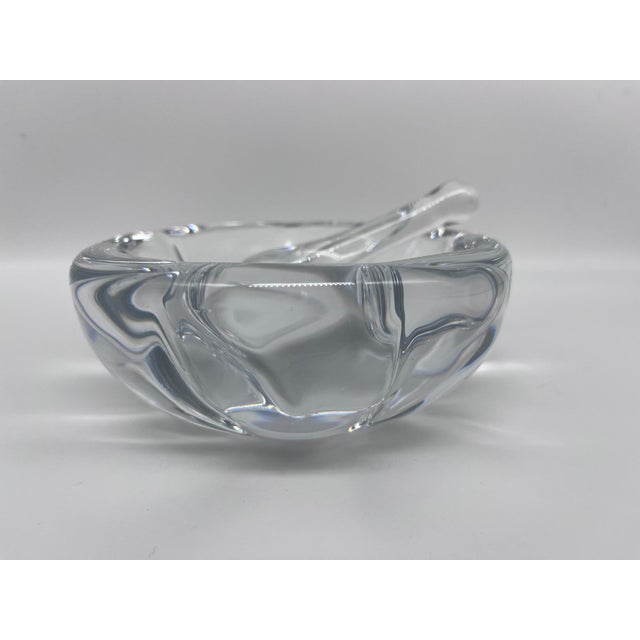 Crystal ashtray with its mortar from the 70s, Daum model not signed. This piece is attributed to the mentioned...