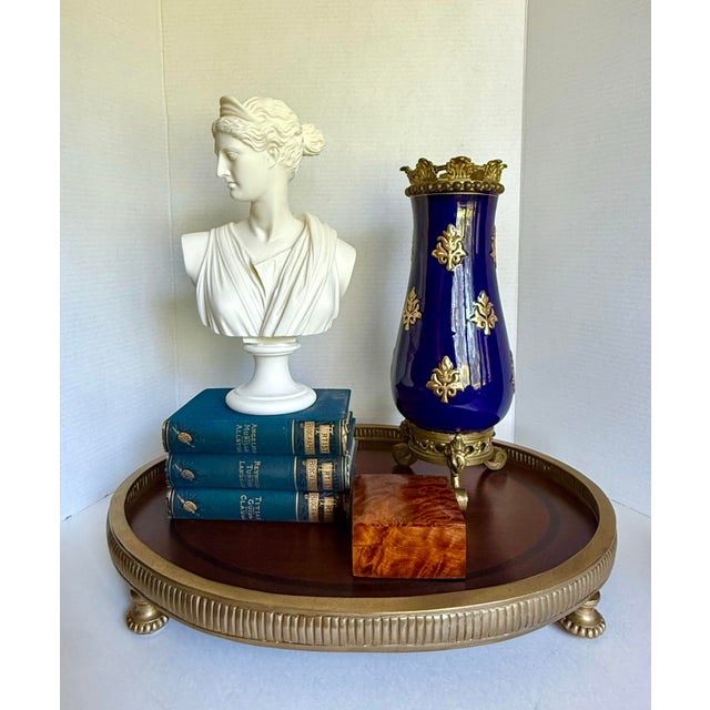 Mid-20th Century European Cobalt Blue Ceramic Vase With Gilt Decoration and Brass Base For Sale - Image 12 of 12