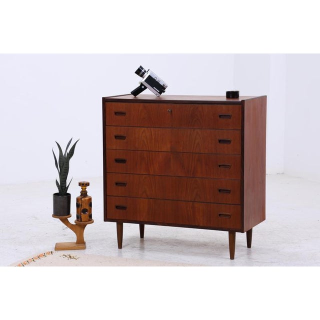 Mid-Century Rosewood Chest of Drawers For Sale - Image 14 of 14