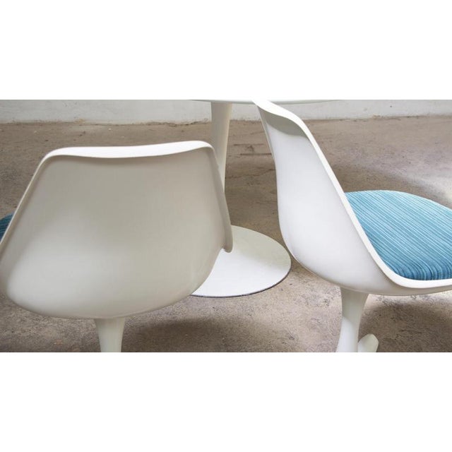 Metal Tulip Table and Chairs by Maurice Burke for Arkana, Set of 5 For Sale - Image 7 of 10