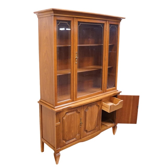High End Vintage Solid Cherry Italian Provincial 45" China Cabinet 1570-334 in Fruitwood Finish For Sale - Image 9 of 14