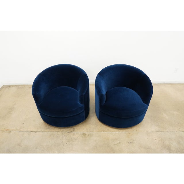 Modern Frontgate Solana Swivel Chairs (Set of 2) For Sale - Image 3 of 18