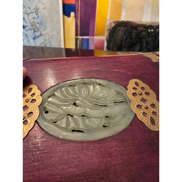 Brown Vintage Hollywood Regency Mid Century Chinese Jade Box For Sale - Image 8 of 8