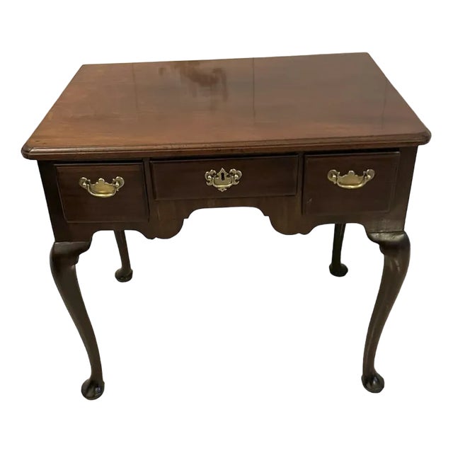 George III Figured Mahogany Lowboy Side Table, 1780s For Sale
