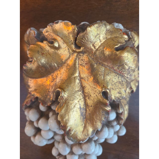 Add instant charm to your home with this beautiful vintage porcelain wall pocket. The Gorgeous, highly detailed grape...