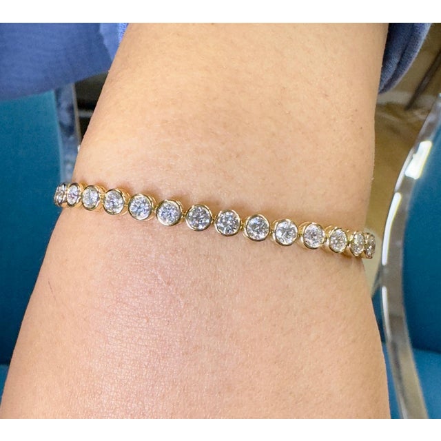 5.40 carat Bezel Set Natural Diamond Tennis Bracelet in 18K Yellow Gold For Sale In New York - Image 6 of 7