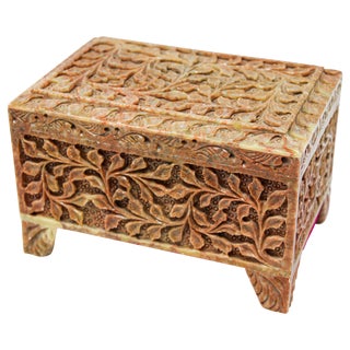 Hand-Carved Stone Jewelry Box Rajasthan, India For Sale