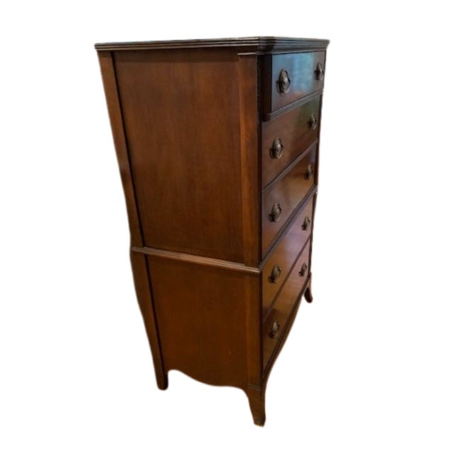 Traditional 1920s Huntley 5 Drawer Tall Boy Dresser Mahogany For Sale - Image 3 of 15