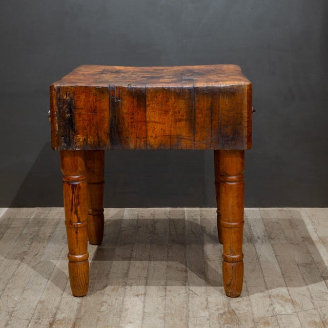 Wood Antique Maple Butcher Block c.1930 For Sale - Image 7 of 9