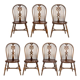 Set of Seven Windsor Style Oak Side Chairs For Sale