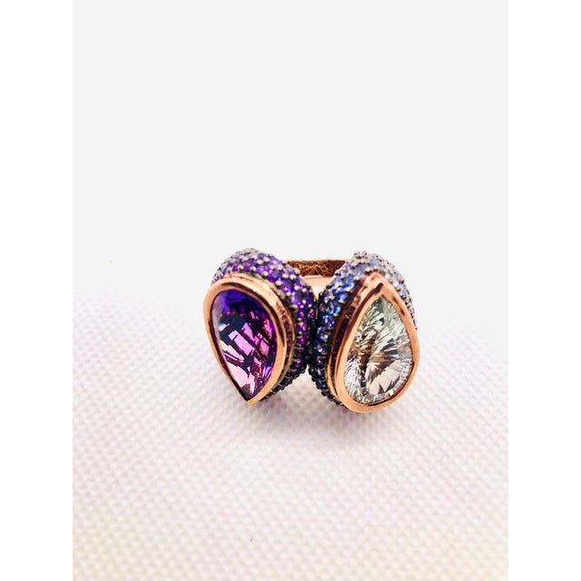 Late 20th Century Bochic "Capri" Vintage Amethyst & Blue Topaz Ring Set In 18K Gold & Silver For Sale - Image 5 of 18