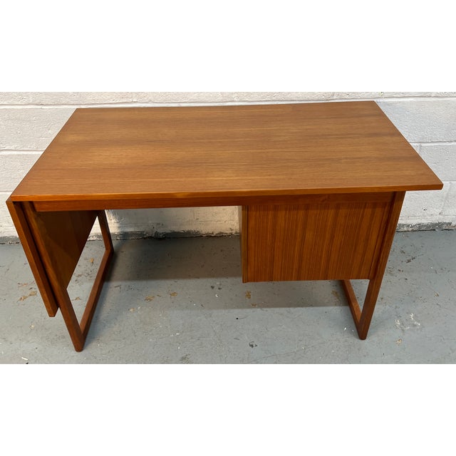 Brown Mid-Century Modern Danish Extending Drop-Leaf Teak Desk For Sale - Image 8 of 17