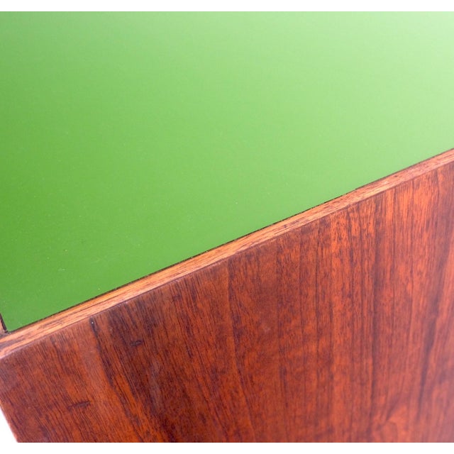 Pair of Cube Shape Walnut Mid-Century Modern End Side Occasional Tables Stands For Sale - Image 11 of 12