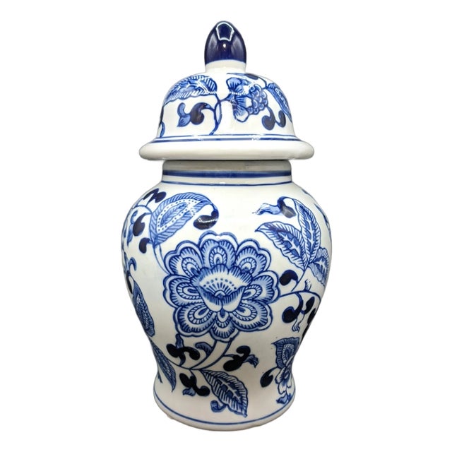 Vintage Chinoiserie Blue White Ceramic Ginger Jar For Sale