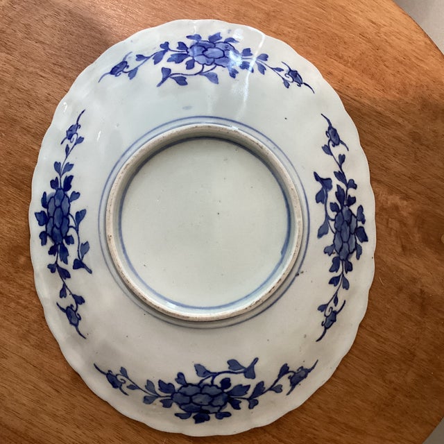 Antique Japanese Porcelain Hand Painted Imari Oval Scalloped Platter Circa 1900s For Sale - Image 9 of 12