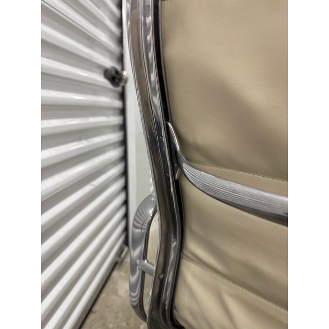 Cream Eames Soft Pad Executive Chair For Sale - Image 8 of 12