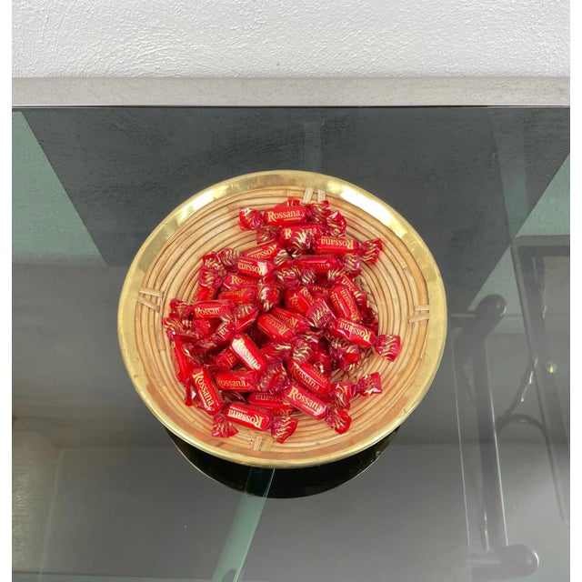 Round Rattan & Brass Plate Centerpiece, Italy, 1970s For Sale - Image 4 of 10