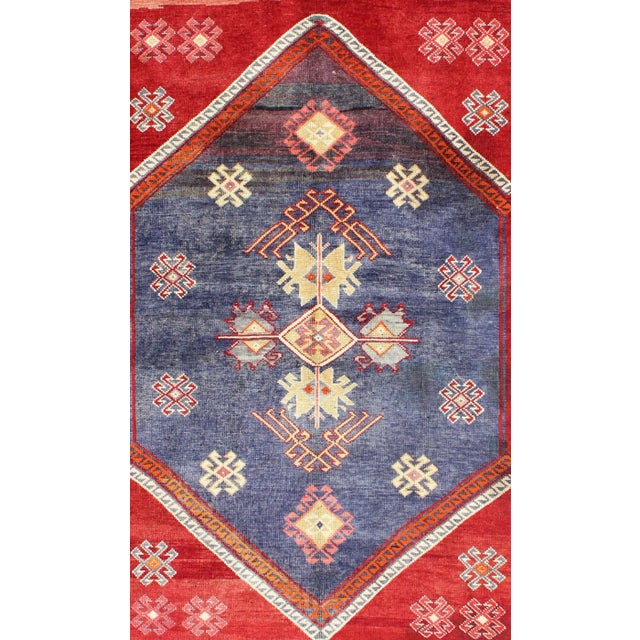 Vintage Turkish Oushak Rug With Geometric Design in Blue and Red For Sale - Image 4 of 7