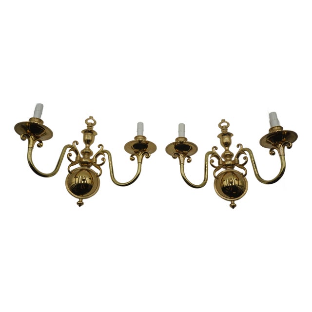 1980s Pair Colonial Williamsburg Style Brass Lighted Wall Sconces For Sale