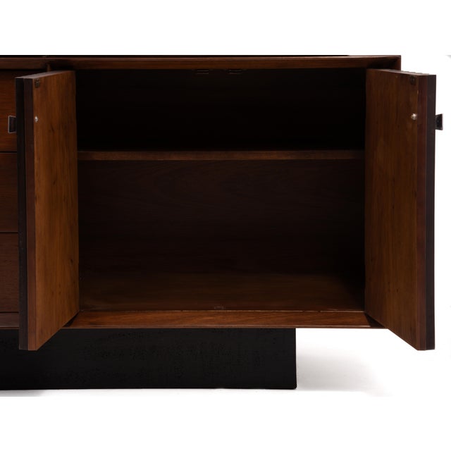 113 Lane "Tower Suite" Credenza Walnut Rosewood Chrome Mid Century 1970s For Sale - Image 17 of 18