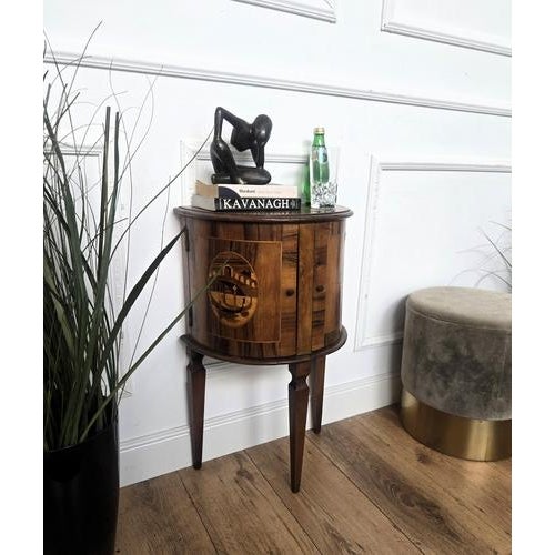 Very important, elegant and refined Italian 1940s Art Deco side table with great demi-lune shape design, attention to...