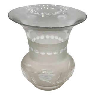 Late 19th Century Victorian Two-Tone Frosted Wheel Cut Glass Oil Lamp Fluted Hurricane Shade For Sale