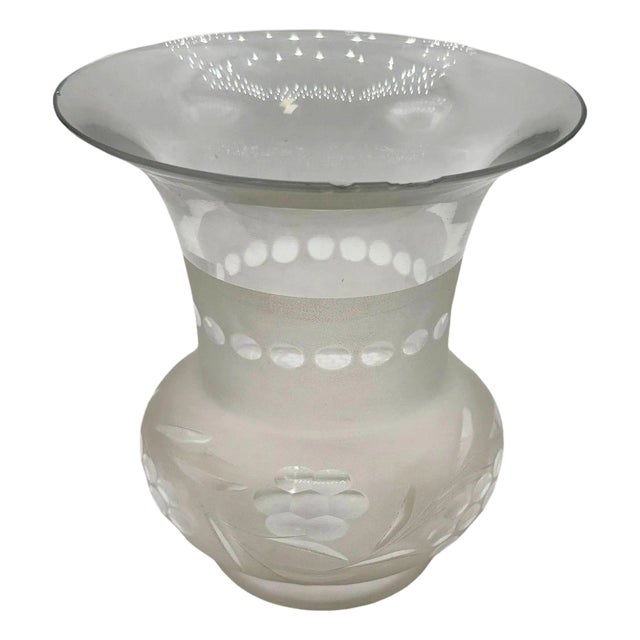 Late 19th Century Victorian Two-Tone Frosted Wheel Cut Glass Oil Lamp Fluted Hurricane Shade For Sale