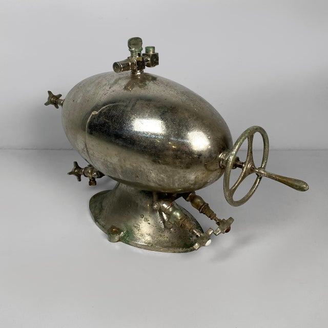 1930s Vintage Italian Steel Soda Water Dispenser by Esperia, 1930s For Sale - Image 5 of 18