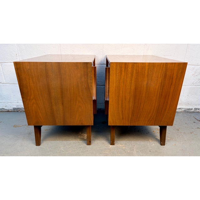 Pair of Unique Mid 20th Century Modern Walnut Nightstands For Sale - Image 12 of 18