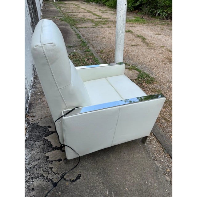 2000 - 2009 Venice Reclining Chair For Sale - Image 5 of 5