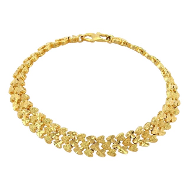 Mid 20th Century 22k Gold Heart Link Bracelet For Sale