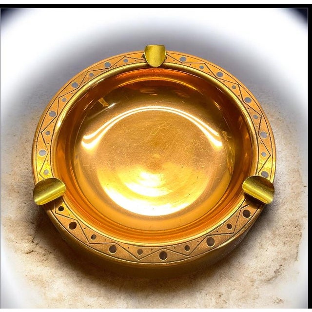 Art Deco Vintage Art Deco French Copper Dinanderie Ashtray With a Decorative Geometric Band. For Sale - Image 3 of 3