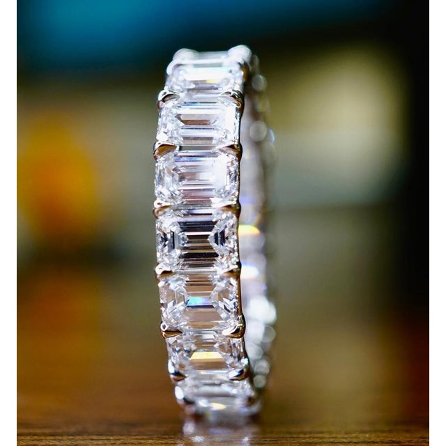 Early 21st Century GIA Certified 7.5 Carat Emerald Eternity Band, Size 5.5 For Sale - Image 5 of 6