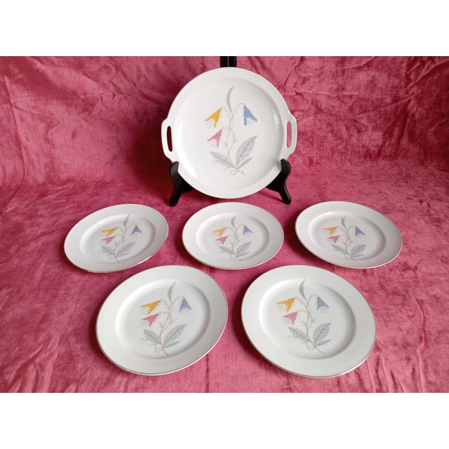 Handcrafted dessert set from the 1960s, signed Schirnding, consisting of a dessert plate and five saucers. No defects in...