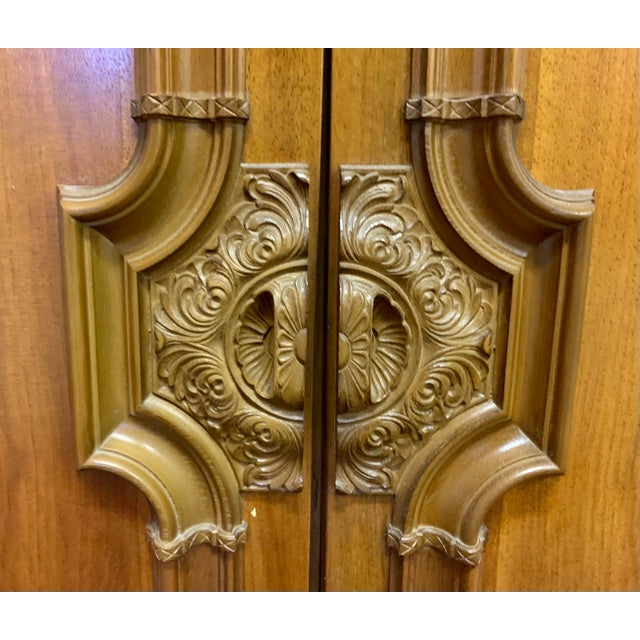 Beautiful details on this German pair of walnut cabinet doors (no hinges) They are in wonderful age appropriate vintage...