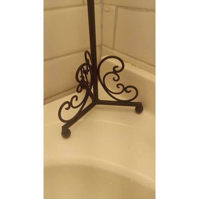Vintage-Style Ornate Scrollwork Black Jewelry Display Stand For Sale In New York - Image 6 of 6