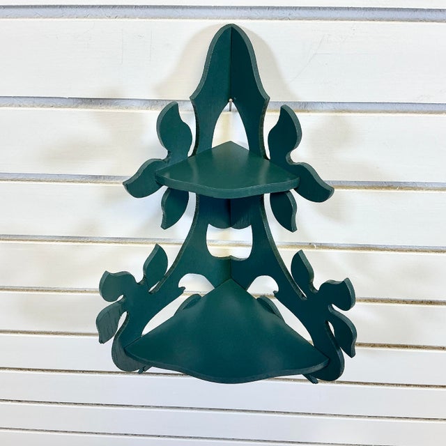 American 1950s Vintage Boho Chic Folk Art 2 Tier Corner Wall-Mounted Shelf, Newly Painted. For Sale - Image 3 of 15