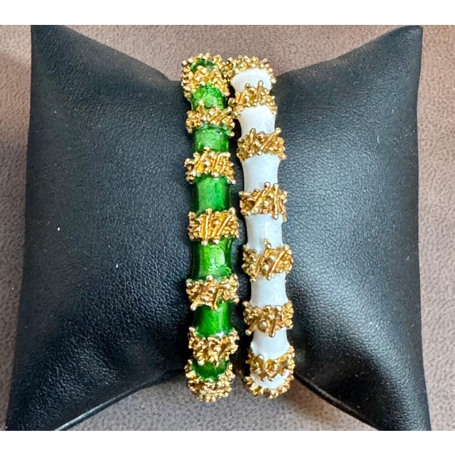 Enamel Bangle / Bracelet pair one White one Green in 18 Kt Yellow Gold 75 gm For Sale - Image 18 of 18