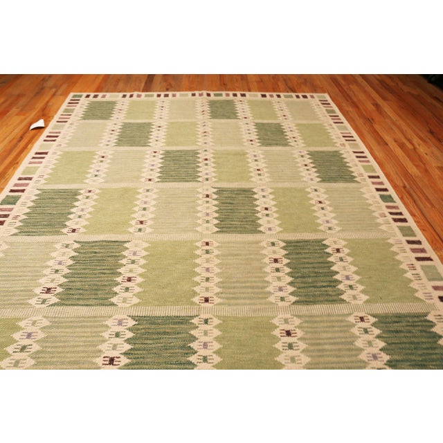 Green Swedish Geometric Modern Kilim Rug, Country of origin: Central Asia