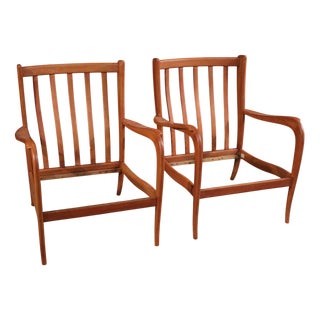 Italian Armchairs in the style of Paolo Buffa, 1970s, Set of 2 For Sale