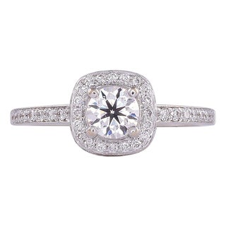 18k White Gold Diamond Engagement Ring, Size 7 For Sale