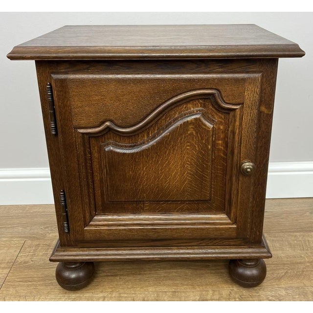 Vintage French Carved Nightstands, Set of 2 For Sale - Image 5 of 12