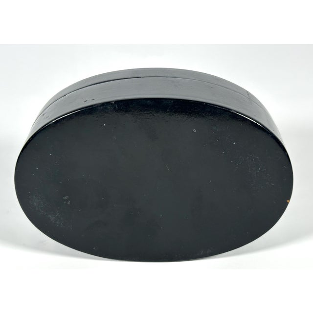 Paper Fedoskino Lacquered Box, Children Running from Storm, Mid 20th Century For Sale - Image 7 of 10