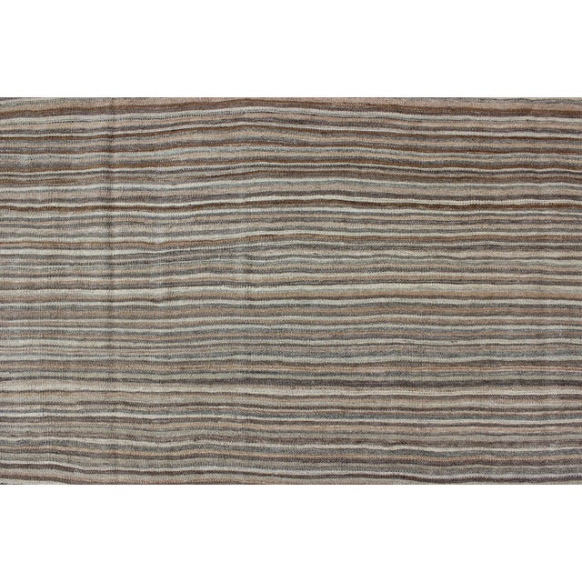 Keivan Woven Arts Modern Kilim With Solid Design in Variation of Gray Tones For Sale In Atlanta - Image 6 of 12