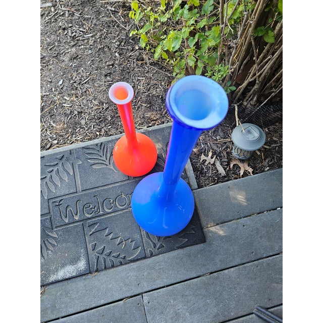 Set of Two 1960s Empoli Encased Genie Bottles For Sale In New York - Image 6 of 9