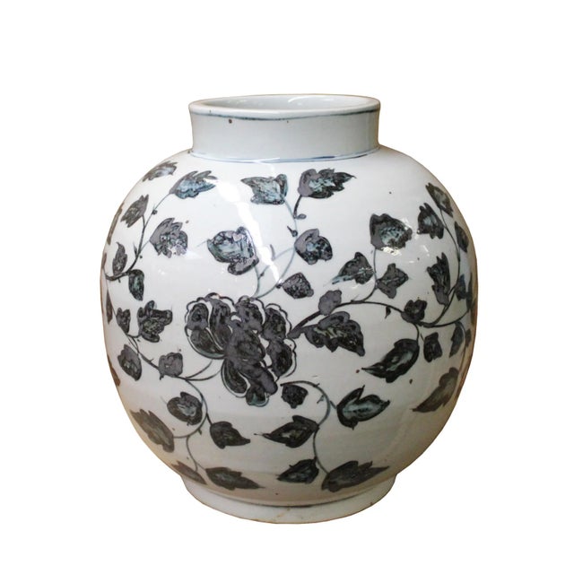 Chinese Gray Blue Off White Flowers Graphic Fat Round Ceramic Vase For Sale - Image 4 of 7