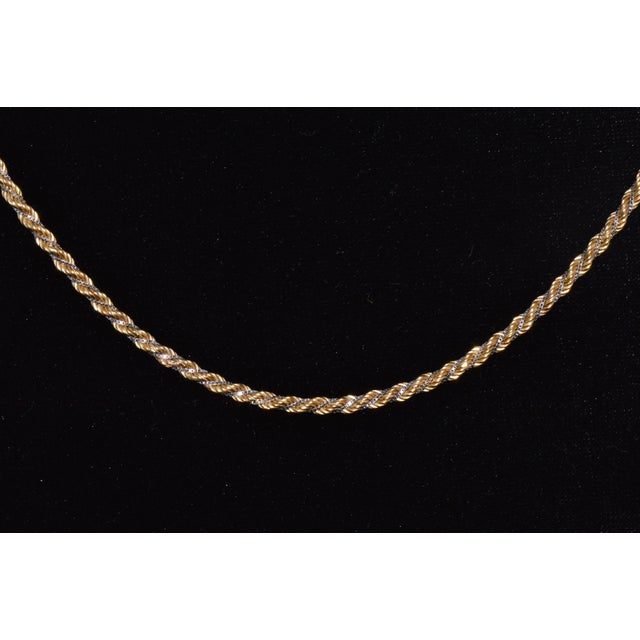 Late 20th Century Estate Italian 14k Two-Tone Gold Twisted Rope Chain Unisex Necklace – 30.25 Inches For Sale In Dallas - Image 6 of 10